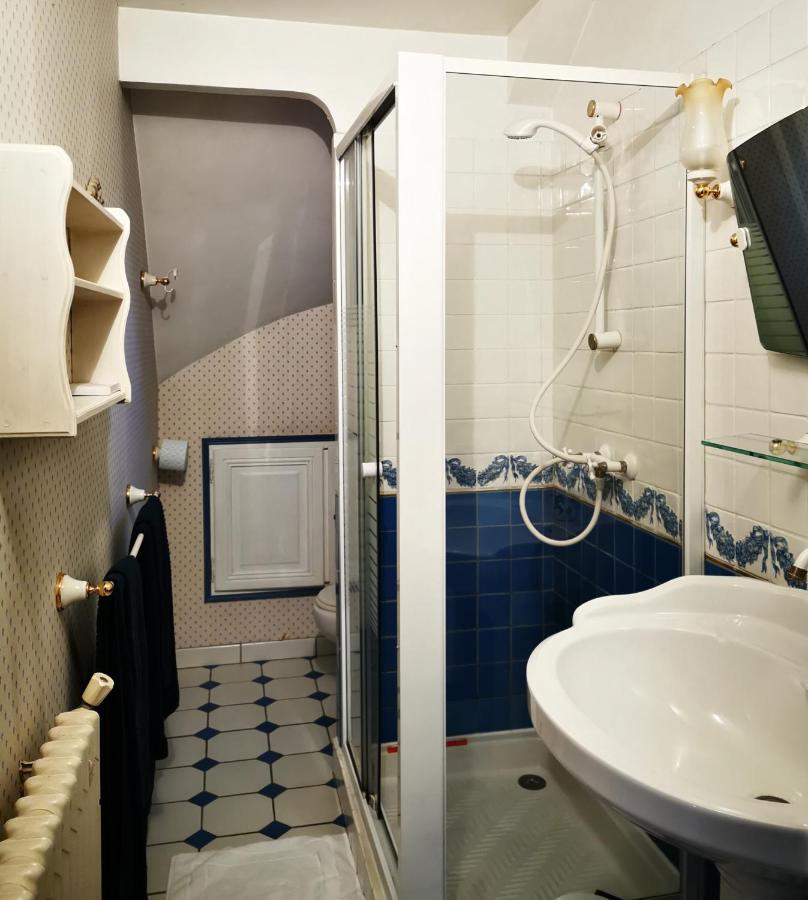 Hotel La Chasse Royale Plailly Exteriér fotografie