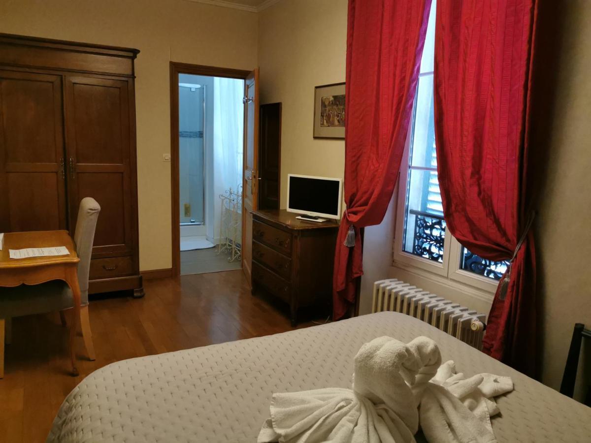 Hotel La Chasse Royale Plailly Exteriér fotografie