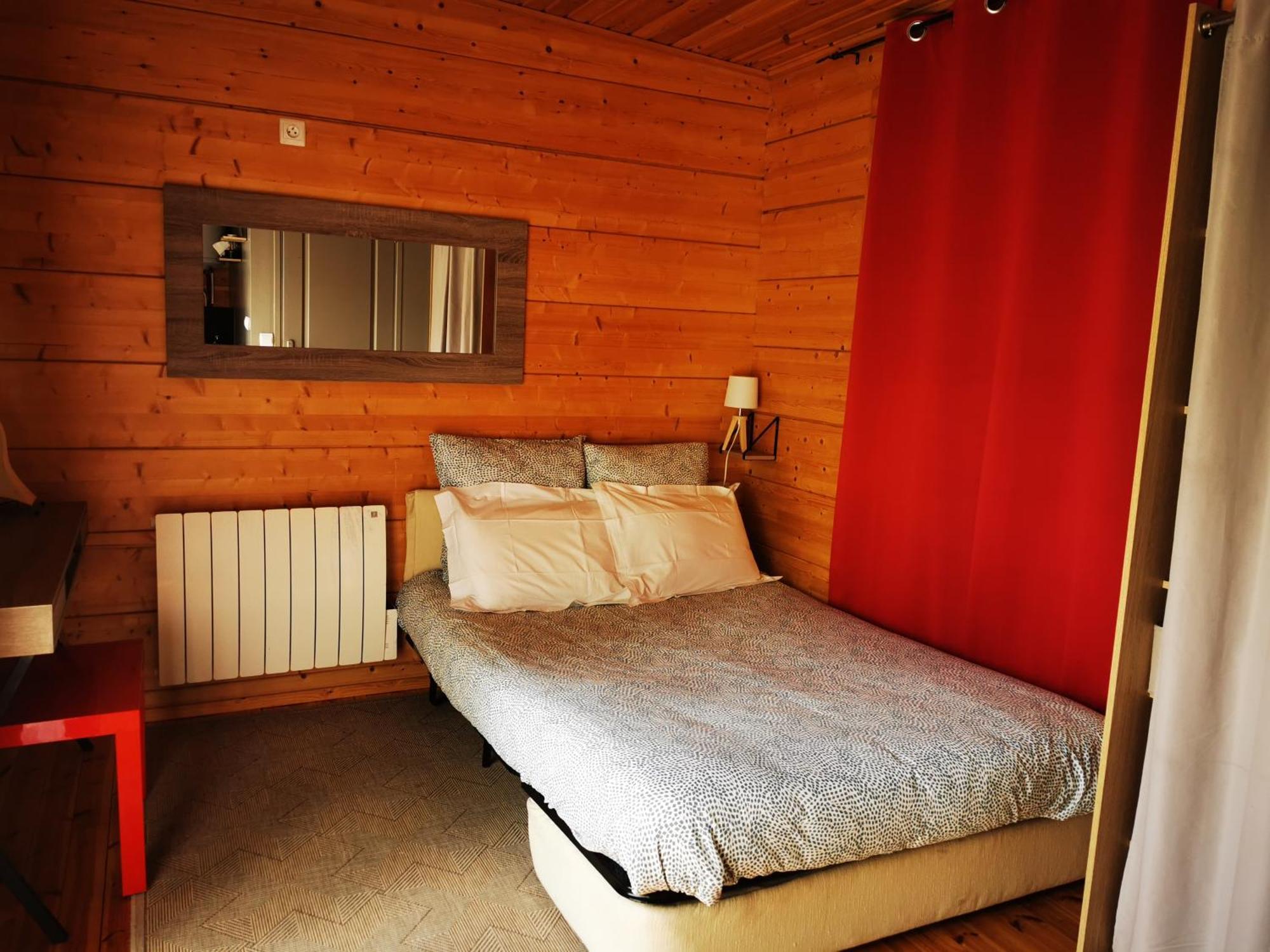 Hotel La Chasse Royale Plailly Exteriér fotografie