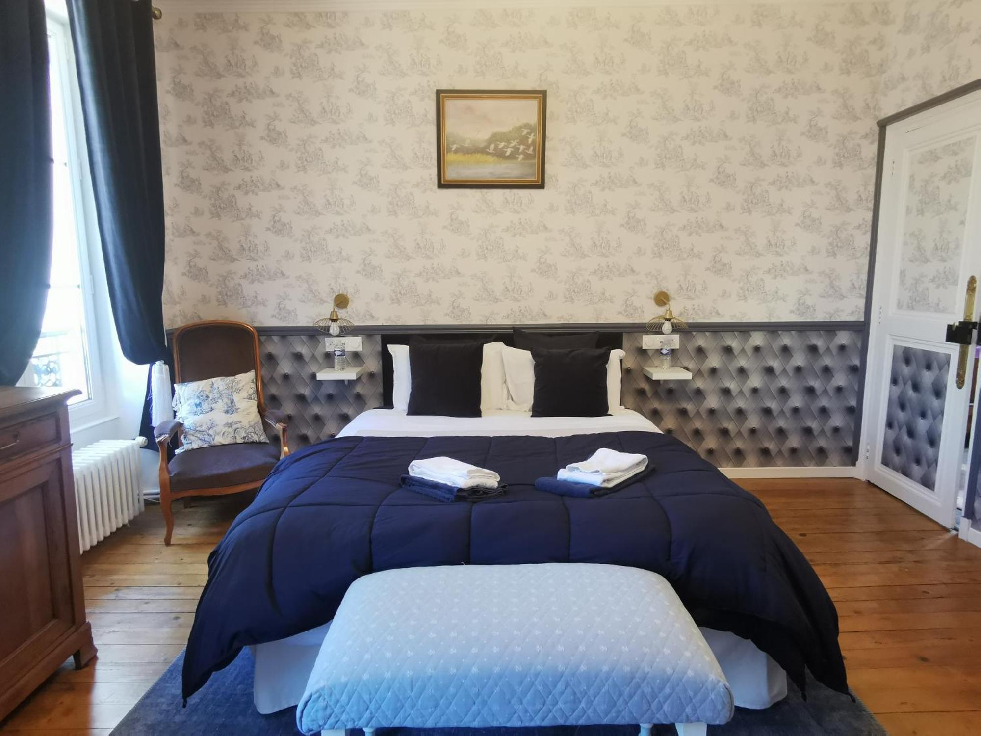 Hotel La Chasse Royale Plailly Exteriér fotografie